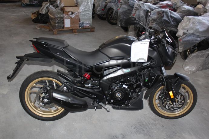 Bajaj Dominar D400 ABS