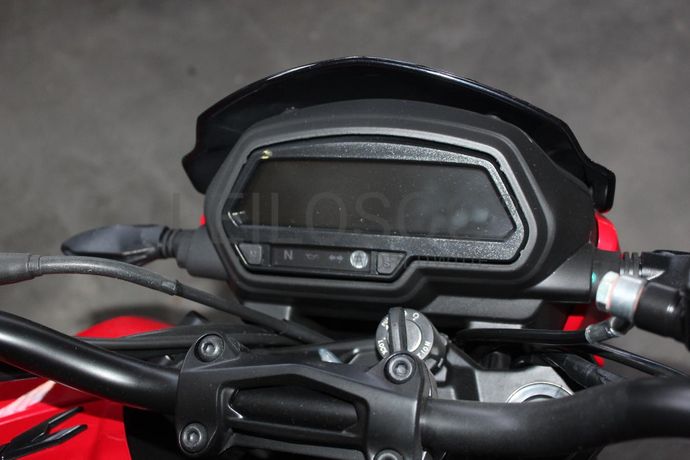 Bajaj Dominar D400 ABS