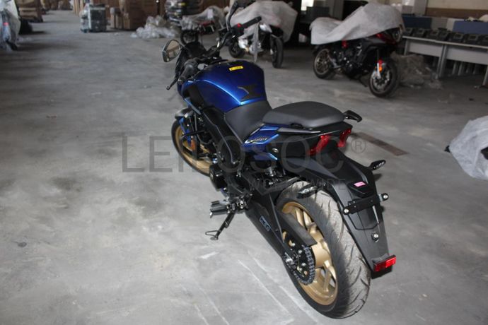 Bajaj Dominar D400 ABS
