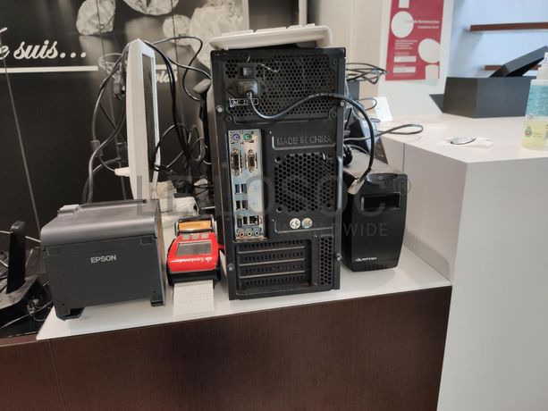 Material Informático de Loja