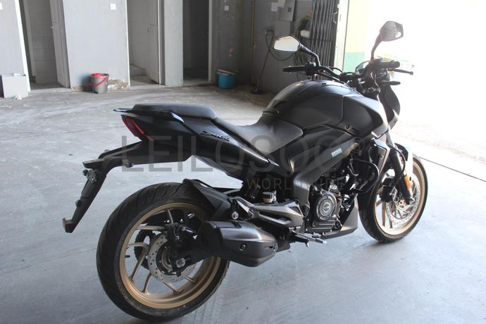 Bajaj Dominar D400 ABS