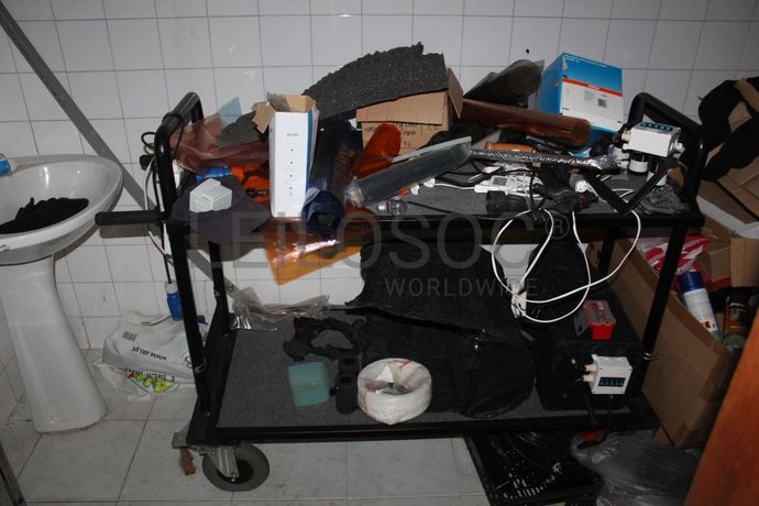 Cenários · Equipamento de Escritório · Material Informático · Diversos