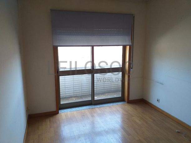 Apartamento T2 + Garagem · São João da Madeira