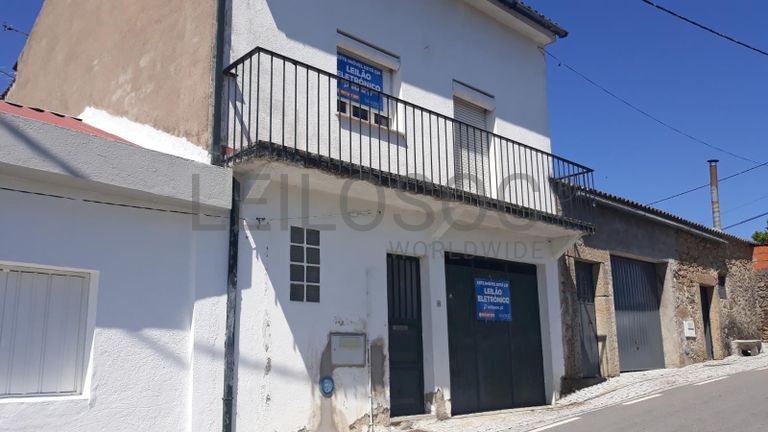 Moradia V3 com Garagem · Castelo Branco