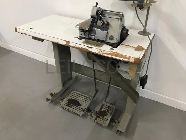 Máquina de Corte e Cose