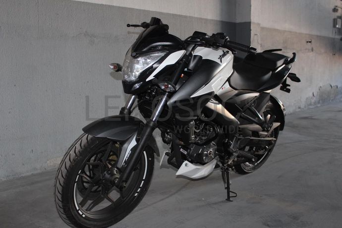 Bajaj Pulsar NS 200 FI ABS