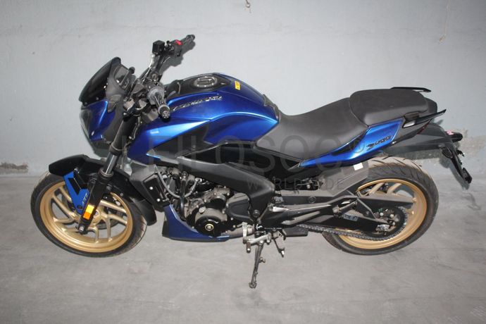 Bajaj Dominar D400 ABS