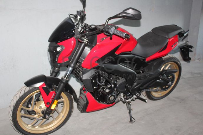 Bajaj Dominar D400 ABS
