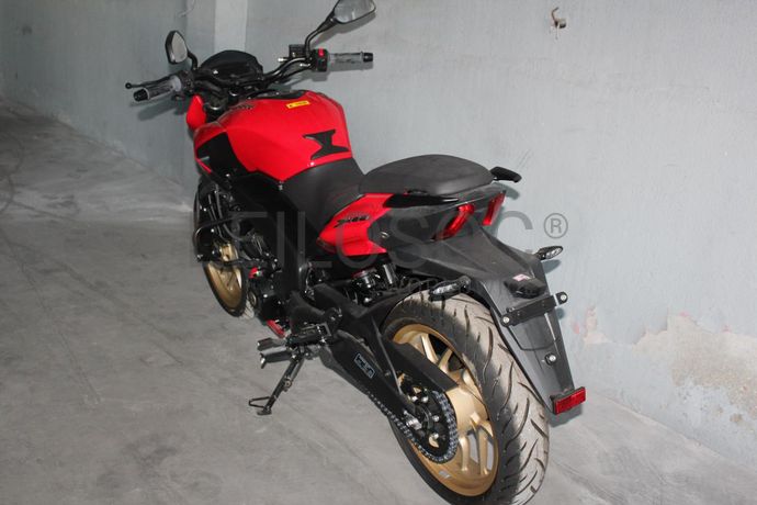 Bajaj Dominar D400 ABS
