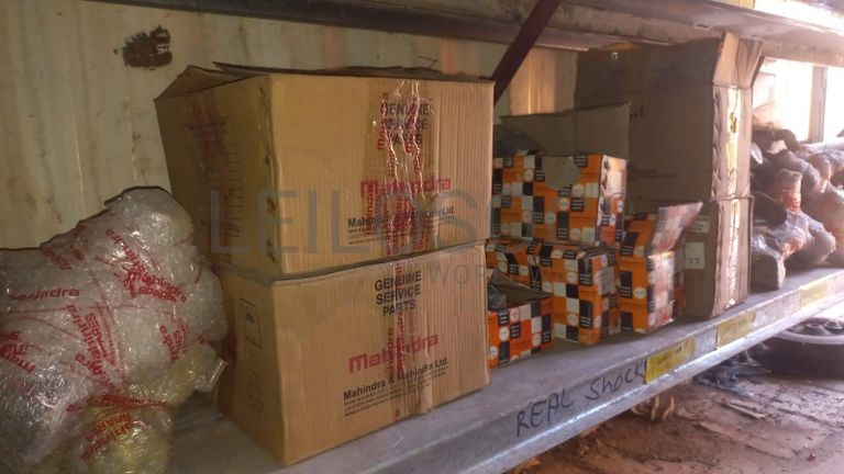 Pneus + Pneus + Jantes + Pneus + Pneus + Diversos + Diversos ·