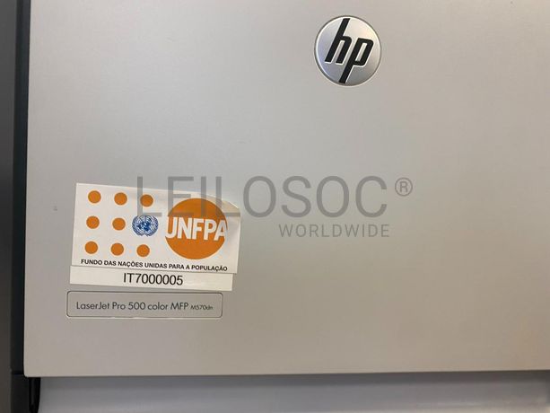 Equipamentos eletrónicos   ·