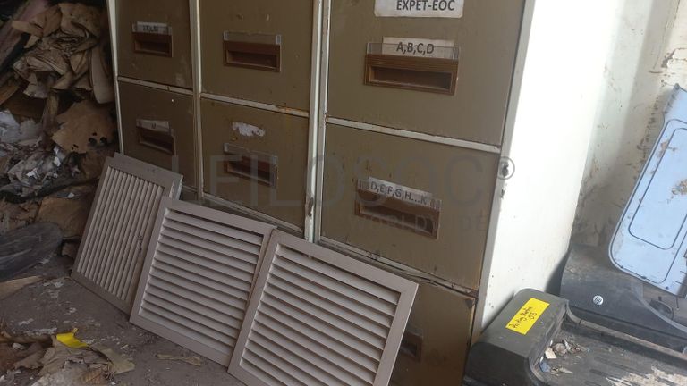 Diversos + Diversos + Contentor de 40P ·