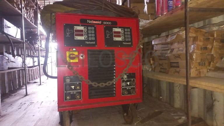 Diversos + Diversos + Diversos + Gerador + Wedinb box + Diversos + Wedding Machine + Diversos + Rolls Jig + Diversos + Contentor de 40P ·