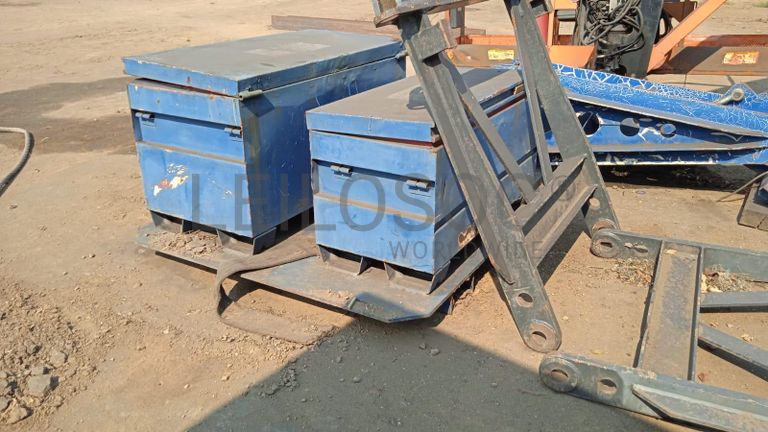 MANITOWOC 2250 SERIES 3 ·