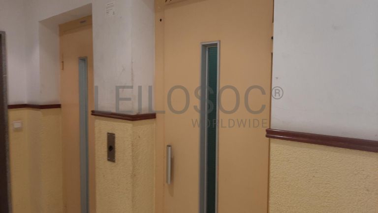 Apartamento T3 c/ Lugar de Garagem e Arrumos · Guarda