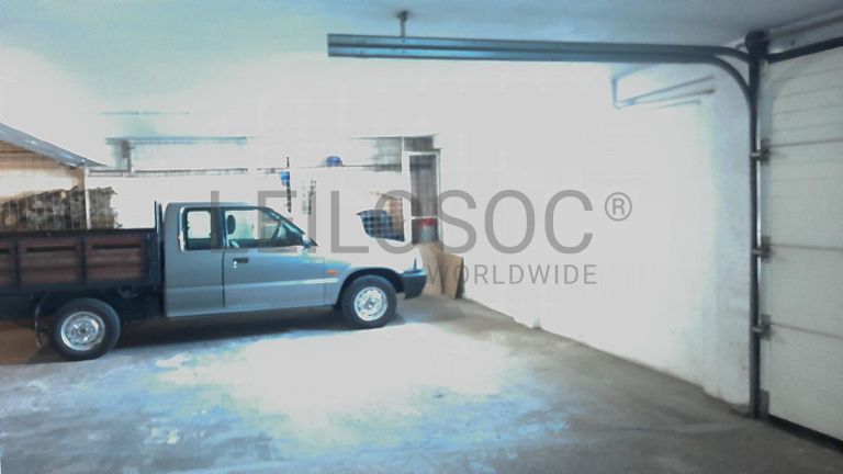 Apartamento T3 c/ Lugar de Garagem e Arrumos · Guarda