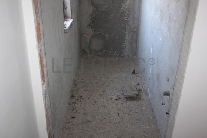 Lote para Construção c/ Benfeitoria · Portalegre