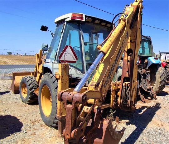 Retroescavadora Case 580 4/4 Super LE