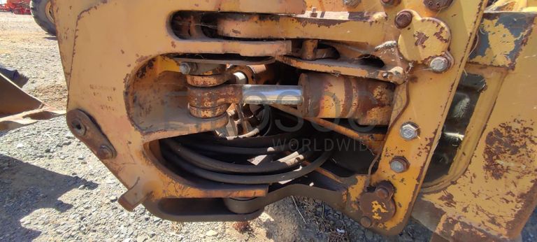 Retroescavadora Case 580 4/4 Super LE