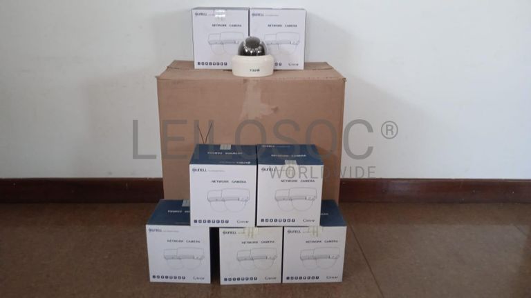 Câmeras de vigilância  + Equipamentos de vigilância  + Equipamentos de vigilância  + Equipamentos de vigilância  + Equipamentos de vigilância  + Equipamentos de vigilância  ·