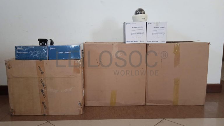 Câmeras de vigilância  + Equipamentos de vigilância  + Equipamentos de vigilância  + Equipamentos de vigilância  + Equipamentos de vigilância  + Equipamentos de vigilância  ·