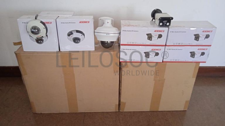 Câmeras de vigilância  + Câmeras IP + Câmeras IP + Câmeras IP + Câmeras IP + Câmeras IP ·