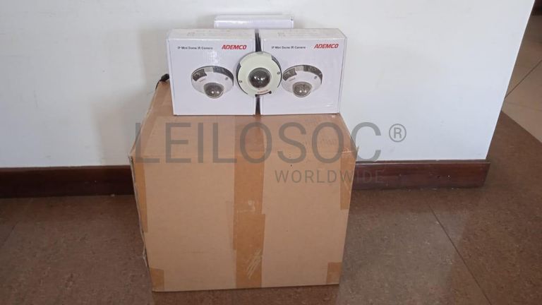 Câmeras de vigilância  + Câmeras IP + Câmeras IP + Câmeras IP + Câmeras IP + Câmeras IP ·