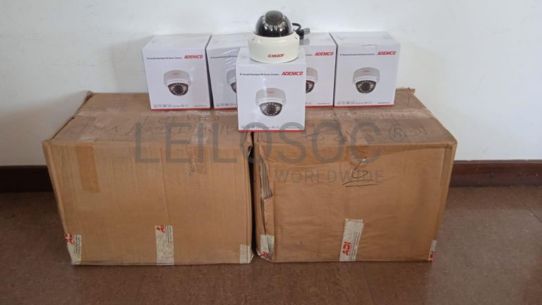 Câmeras de vigilância  + Equipamentos de vigilância  + Equipamentos de vigilância  + Equipamentos de vigilância  + Equipamentos de vigilância  + Equipamentos de vigilância  ·