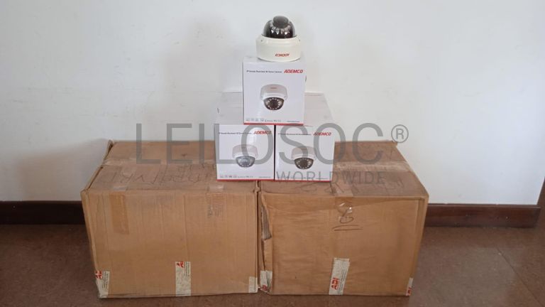 Câmeras de vigilância  + Equipamentos de vigilância  + Equipamentos de vigilância  + Equipamentos de vigilância  + Equipamentos de vigilância  + Equipamentos de vigilância  ·