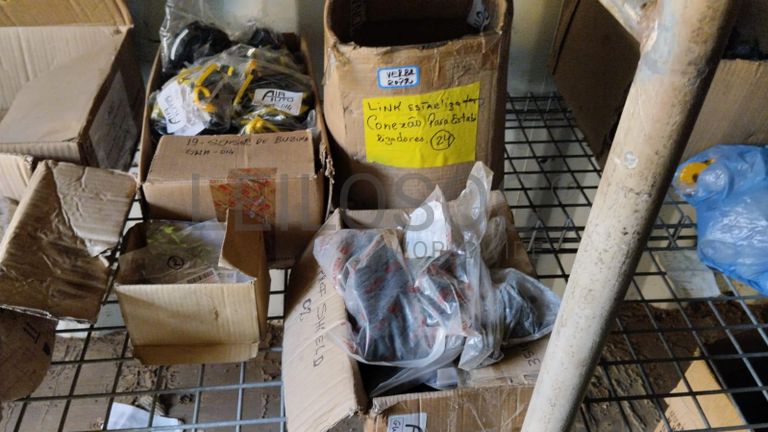 Tubos de escape + Kit de faroís + Faroís + Filtros + Diversos + Filtros + Filtros + 2042 + Filtros + Filtros + Diversos + Diversos + Farois + Freios + Filtros + Filtros + Filtros + Filtros + Diversos + Filtros + Diversos + Divesos + Filtros + Filtros + Diversos + Diversos + Sensores + Diversos + Filtros + Diversos + Diversos + Rolamentos + Diversos + Diversos + Diversos + Diversos + Diversos + Filtros + Diversos + Diversos + Transfomador + Contentor de 40P ·