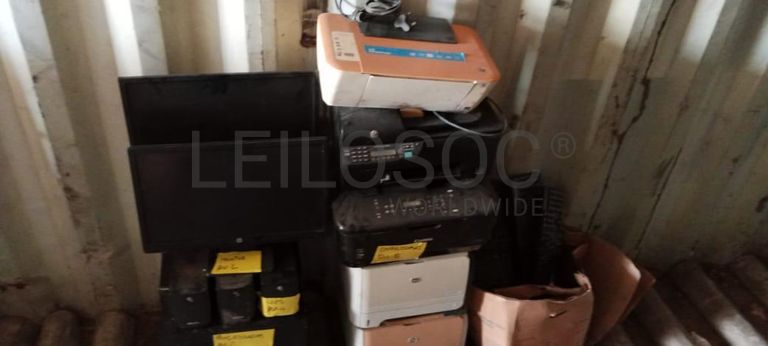 Termos acumulador  + Bebedouros + Diversos + Tv + Material Informático + Cabo de Rede + Mobiliário + Bobina   + Bobinas  + Máquinas de corte de relva + Cabos de aço  + Radiador  + Armazém ·