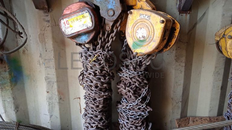 Diversos + Diversos + Manilhas + Diversos + Diversos + Diversos + Diversos + Diversos + Diversos + Diversos + Diversos + Diversos + Chain Block + Diversos + Diversos + Diversos + Diversos + Diversos + Diversos + Diversos + Contentor de 40P ·