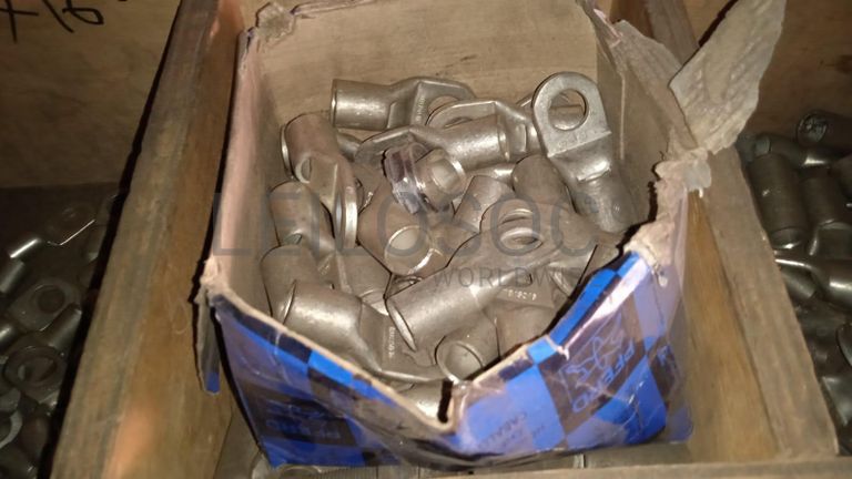 Diversos + Diversos + Caixas de Ferramentas + Diversos + Diversos + Diversos + Diversos + Diversos + Diversos + Diversos +  Lâmpadas de longo alcance. + Anilhas + Diversos + Heat Shrinks + Diversos + Discos de Corte + Motores + Porcas + Diversos + Braçadeiras + Diversos + Chapas 1,5m + Contentor de 40P ·