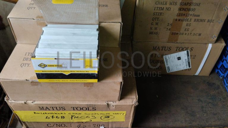 Diversos + Diversos + Grampos + Diversos + Diversos + Diversos + Electrodos + Diversos + Diversos + Diversos + Diversos + Diversos + Fitas + Diversos + Diversos + Máquinas Rebarbadora   + Diversos + Pregos 50×2.50mm + Diversos + Cintas + Cintas + Cintas + Cintas + Cintas + Mangueiras para maçarico  + Cintos de Segurança + Diversos + Diversos + Porcas + Porcas + Diversos + Pregos   + Parafusos + Material Hospitalar + Diversos + Cordas + Diversos + Material para Soldadura + Material para Instalacao electrica + Diversos + Spray Q20 + Braçadeiras + Rolos de rede   + Cerca de Segurança + Cabo flexível  + Abaraçadeiras + Materia para soldadura + Abraçadeiras + Diversos + Bombas de água   + Diversos + Compressor   + Contentor de 40P ·