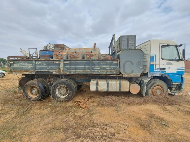 Camião Lubrificação (3000L) VOLVO FM 12  · Viana