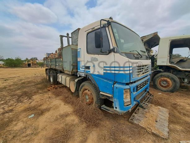 Camião Lubrificação (3000L) VOLVO FM 12  · Viana