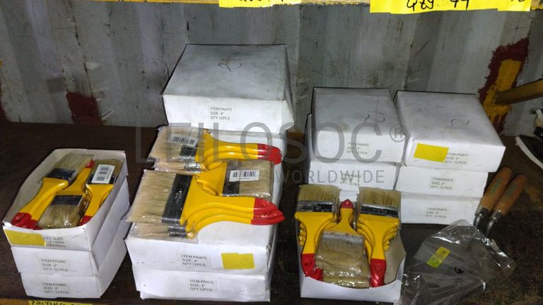 Diversos + Diversos + Grampos + Diversos + Diversos + Diversos + Electrodos + Diversos + Diversos + Diversos + Diversos + Diversos + Fitas + Diversos + Diversos + Máquinas Rebarbadora   + Diversos + Pregos 50×2.50mm + Diversos + Cintas + Cintas + Cintas + Cintas + Cintas + Mangueiras para maçarico  + Cintos de Segurança + Diversos + Diversos + Porcas + Porcas + Diversos + Pregos   + Parafusos + Material Hospitalar + Diversos + Cordas + Diversos + Material para Soldadura + Material para Instalacao electrica + Diversos + Spray Q20 + Braçadeiras + Rolos de rede   + Cerca de Segurança + Cabo flexível  + Abaraçadeiras + Materia para soldadura + Abraçadeiras + Diversos + Bombas de água   + Diversos + Compressor   + Contentor de 40P ·