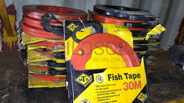 Diversos + Diversos + Grampos + Diversos + Diversos + Diversos + Electrodos + Diversos + Diversos + Diversos + Diversos + Diversos + Fitas + Diversos + Diversos + Máquinas Rebarbadora   + Diversos + Pregos 50×2.50mm + Diversos + Cintas + Cintas + Cintas + Cintas + Cintas + Mangueiras para maçarico  + Cintos de Segurança + Diversos + Diversos + Porcas + Porcas + Diversos + Pregos   + Parafusos + Material Hospitalar + Diversos + Cordas + Diversos + Material para Soldadura + Material para Instalacao electrica + Diversos + Spray Q20 + Braçadeiras + Rolos de rede   + Cerca de Segurança + Cabo flexível  + Abaraçadeiras + Materia para soldadura + Abraçadeiras + Diversos + Bombas de água   + Diversos + Compressor   + Contentor de 40P ·