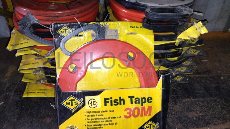 Diversos + Diversos + Grampos + Diversos + Diversos + Diversos + Electrodos + Diversos + Diversos + Diversos + Diversos + Diversos + Fitas + Diversos + Diversos + Máquinas Rebarbadora   + Diversos + Pregos 50×2.50mm + Diversos + Cintas + Cintas + Cintas + Cintas + Cintas + Mangueiras para maçarico  + Cintos de Segurança + Diversos + Diversos + Porcas + Porcas + Diversos + Pregos   + Parafusos + Material Hospitalar + Diversos + Cordas + Diversos + Material para Soldadura + Material para Instalacao electrica + Diversos + Spray Q20 + Braçadeiras + Rolos de rede   + Cerca de Segurança + Cabo flexível  + Abaraçadeiras + Materia para soldadura + Abraçadeiras + Diversos + Bombas de água   + Diversos + Compressor   + Contentor de 40P ·