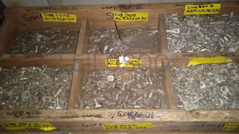 Diversos + Diversos + Caixas de Ferramentas + Diversos + Diversos + Diversos + Diversos + Diversos + Diversos + Diversos +  Lâmpadas de longo alcance. + Anilhas + Diversos + Heat Shrinks + Diversos + Discos de Corte + Motores + Porcas + Diversos + Braçadeiras + Diversos + Chapas 1,5m + Contentor de 40P ·