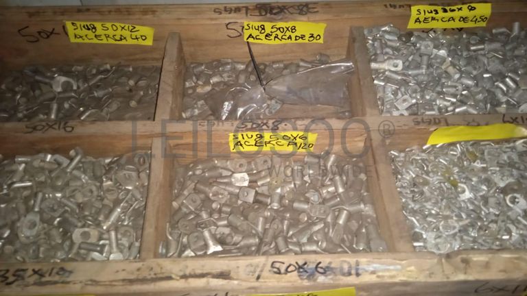 Diversos + Diversos + Caixas de Ferramentas + Diversos + Diversos + Diversos + Diversos + Diversos + Diversos + Diversos +  Lâmpadas de longo alcance. + Anilhas + Diversos + Heat Shrinks + Diversos + Discos de Corte + Motores + Porcas + Diversos + Braçadeiras + Diversos + Chapas 1,5m + Contentor de 40P ·