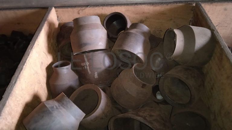 Diversos + Diversos + Caixas de Ferramentas + Diversos + Diversos + Diversos + Diversos + Diversos + Diversos + Diversos +  Lâmpadas de longo alcance. + Anilhas + Diversos + Heat Shrinks + Diversos + Discos de Corte + Motores + Porcas + Diversos + Braçadeiras + Diversos + Chapas 1,5m + Contentor de 40P ·