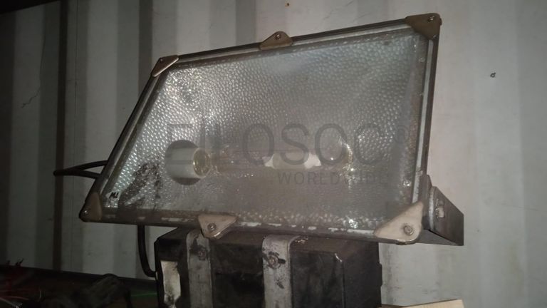 Diversos + Diversos + Caixas de Ferramentas + Diversos + Diversos + Diversos + Diversos + Diversos + Diversos + Diversos +  Lâmpadas de longo alcance. + Anilhas + Diversos + Heat Shrinks + Diversos + Discos de Corte + Motores + Porcas + Diversos + Braçadeiras + Diversos + Chapas 1,5m + Contentor de 40P ·