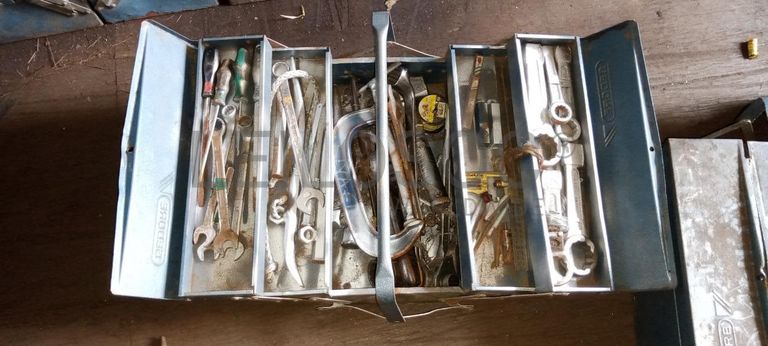 Diversos + Diversos + Diversos + Diversos + Diversos + Diversos + Extintores + Mobiliário + Diversos ·