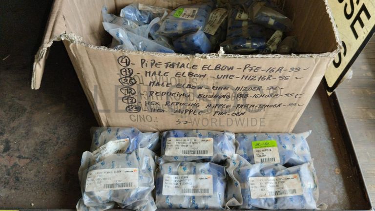 Diversos + Diversos + Grampos + Diversos + Diversos + Diversos + Electrodos + Diversos + Diversos + Diversos + Diversos + Diversos + Fitas + Diversos + Diversos + Máquinas Rebarbadora   + Diversos + Pregos 50×2.50mm + Diversos + Cintas + Cintas + Cintas + Cintas + Cintas + Mangueiras para maçarico  + Cintos de Segurança + Diversos + Diversos + Porcas + Porcas + Diversos + Pregos   + Parafusos + Material Hospitalar + Diversos + Cordas + Diversos + Material para Soldadura + Material para Instalacao electrica + Diversos + Spray Q20 + Braçadeiras + Rolos de rede   + Cerca de Segurança + Cabo flexível  + Abaraçadeiras + Materia para soldadura + Abraçadeiras + Diversos + Bombas de água   + Diversos + Compressor   + Contentor de 40P ·