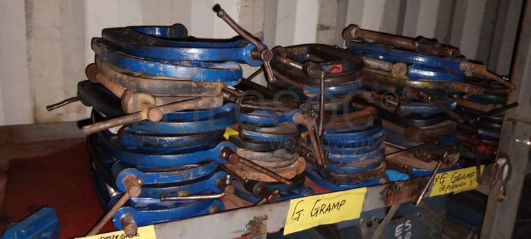 Diversos + Grampos ·