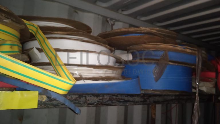 Diversos + Diversos + Caixas de Ferramentas + Diversos + Diversos + Diversos + Diversos + Diversos + Diversos + Diversos +  Lâmpadas de longo alcance. + Anilhas + Diversos + Heat Shrinks + Diversos + Discos de Corte + Motores + Porcas + Diversos + Braçadeiras + Diversos + Chapas 1,5m + Contentor de 40P ·