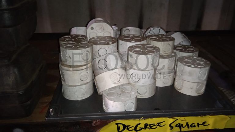 Diversos + Diversos + Caixas de Ferramentas + Diversos + Diversos + Diversos + Diversos + Diversos + Diversos + Diversos +  Lâmpadas de longo alcance. + Anilhas + Diversos + Heat Shrinks + Diversos + Discos de Corte + Motores + Porcas + Diversos + Braçadeiras + Diversos + Chapas 1,5m + Contentor de 40P ·