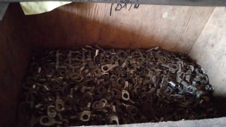 Diversos + Diversos + Caixas de Ferramentas + Diversos + Diversos + Diversos + Diversos + Diversos + Diversos + Diversos +  Lâmpadas de longo alcance. + Anilhas + Diversos + Heat Shrinks + Diversos + Discos de Corte + Motores + Porcas + Diversos + Braçadeiras + Diversos + Chapas 1,5m + Contentor de 40P ·