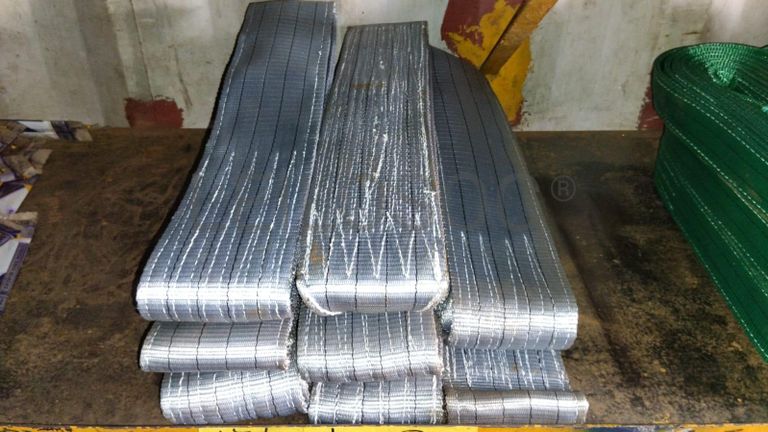 Diversos + Diversos + Grampos + Diversos + Diversos + Diversos + Electrodos + Diversos + Diversos + Diversos + Diversos + Diversos + Fitas + Diversos + Diversos + Máquinas Rebarbadora   + Diversos + Pregos 50×2.50mm + Diversos + Cintas + Cintas + Cintas + Cintas + Cintas + Mangueiras para maçarico  + Cintos de Segurança + Diversos + Diversos + Porcas + Porcas + Diversos + Pregos   + Parafusos + Material Hospitalar + Diversos + Cordas + Diversos + Material para Soldadura + Material para Instalacao electrica + Diversos + Spray Q20 + Braçadeiras + Rolos de rede   + Cerca de Segurança + Cabo flexível  + Abaraçadeiras + Materia para soldadura + Abraçadeiras + Diversos + Bombas de água   + Diversos + Compressor   + Contentor de 40P ·